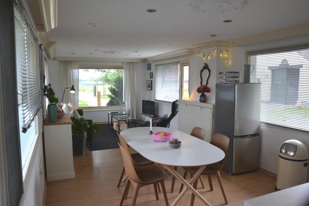 Ferienhaus Grafenland Dersum ภายนอก รูปภาพ